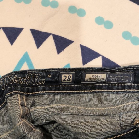 Miss Me Boyfriend Capris! - Picture 6 of 7